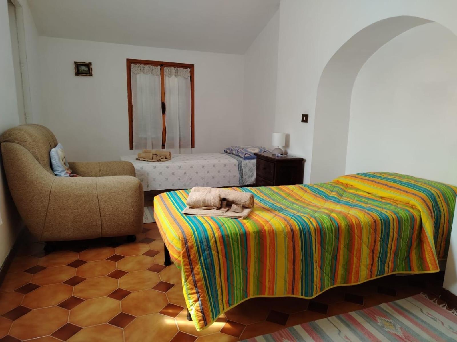 Casa Stefano Lägenhet Ceriana Exteriör bild